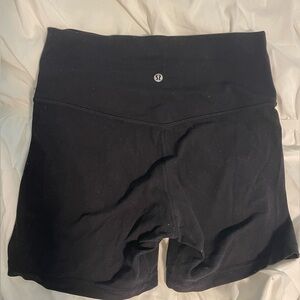 Lululemon black align shorts 6 inch
